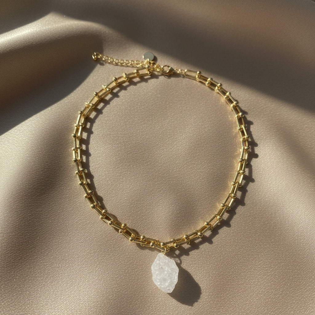 U-Link Quartz Pendant Necklace