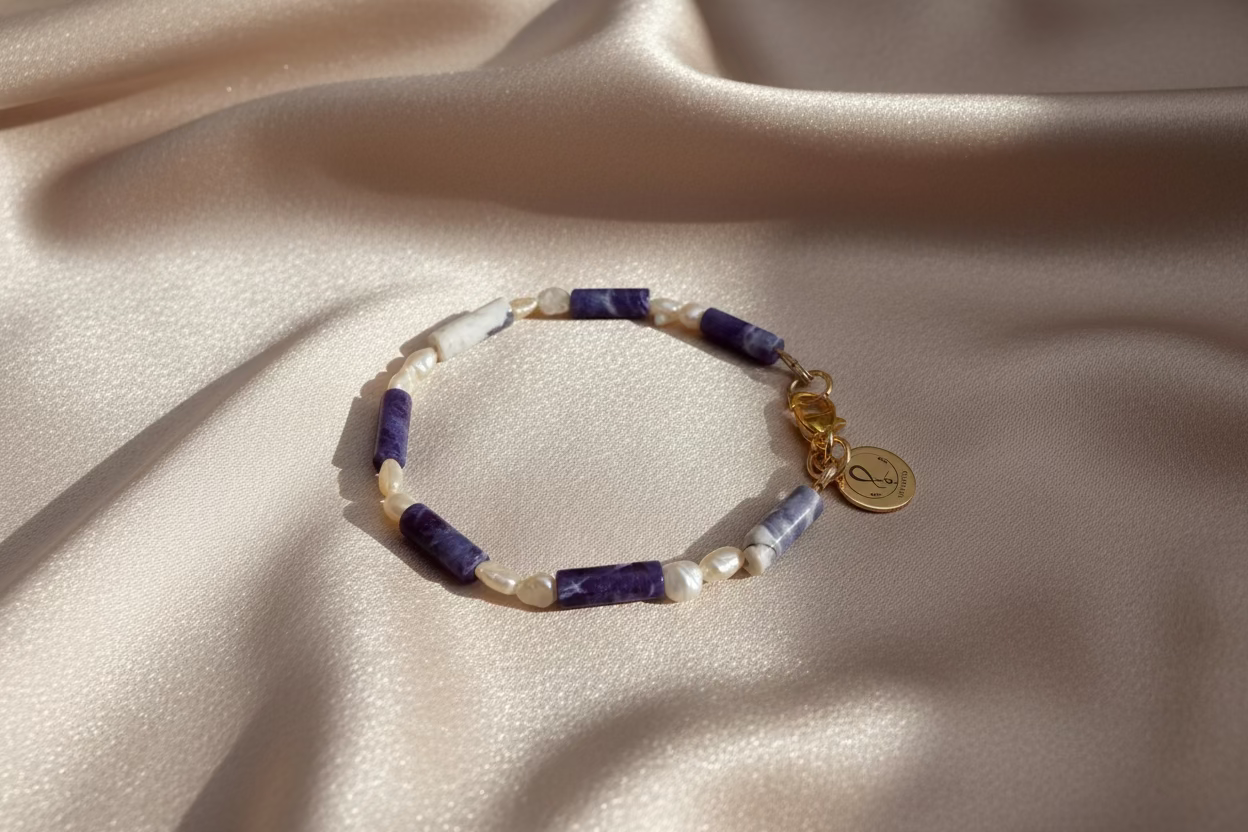 Sodalite & Pearl Bracelet – Calm Elegance
