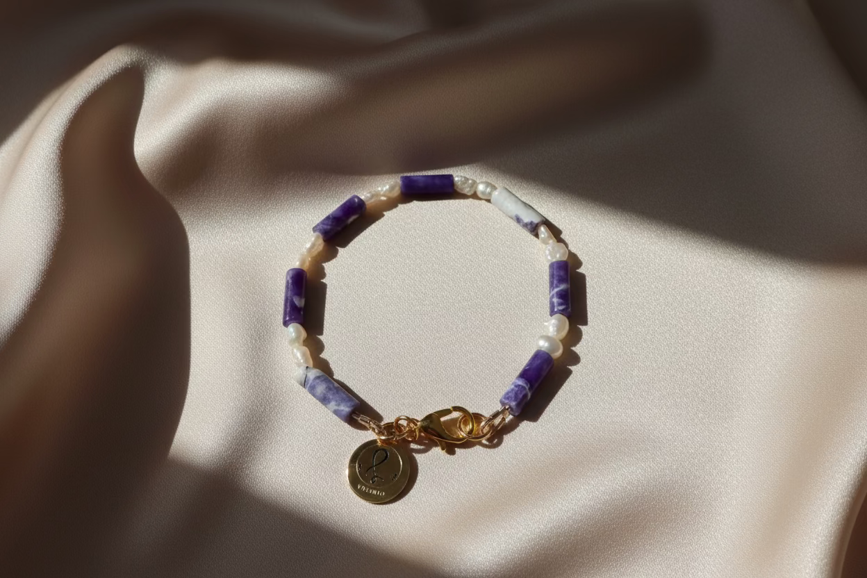 Sodalite & Pearl Bracelet – Calm Elegance