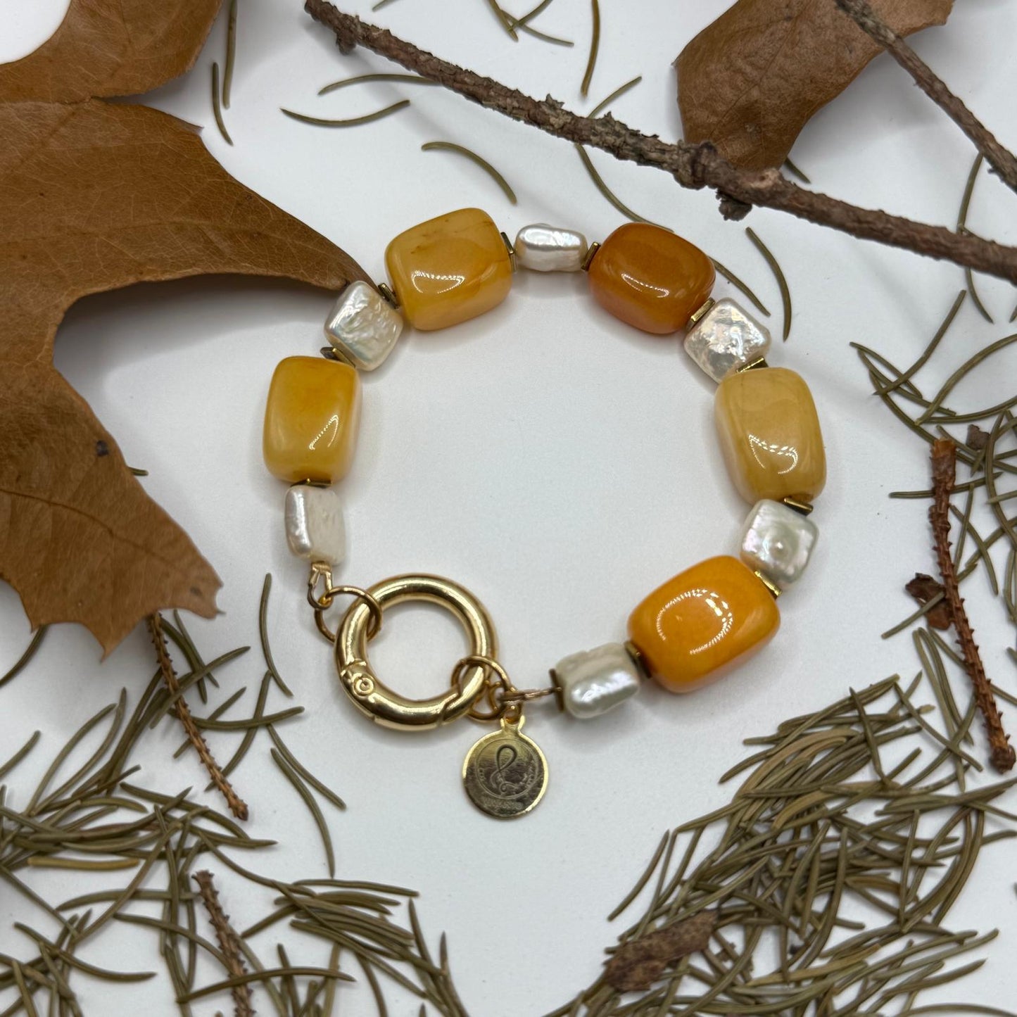 Pearl Golden Glow Bracelet
